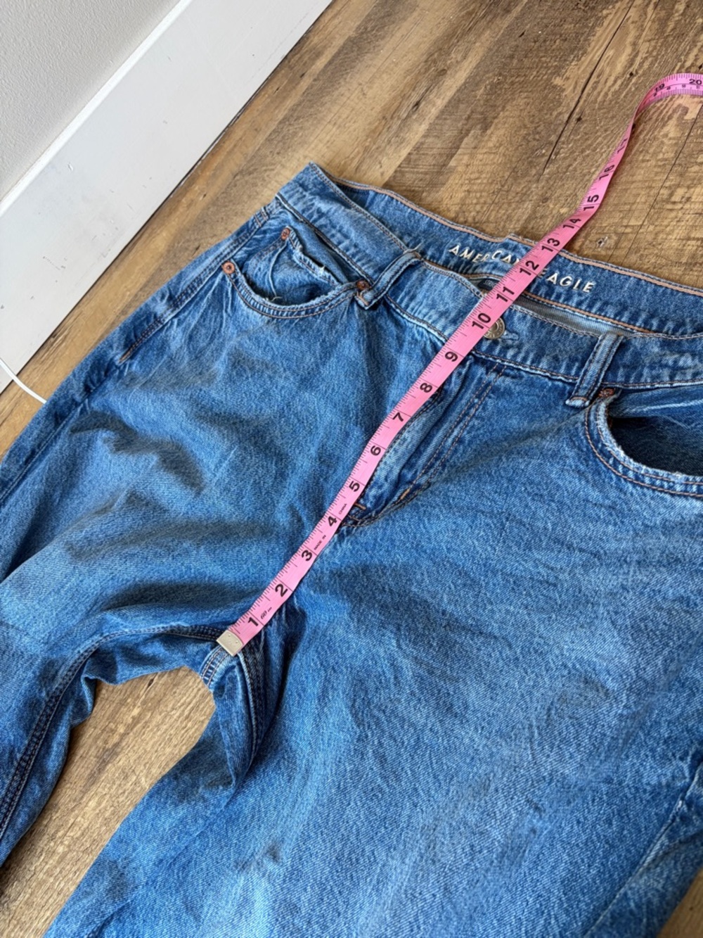 American Eagle Dreamy Drape Strigid Low-Rise Ultra Wide-Leg Jeans - Picture 11 of 12